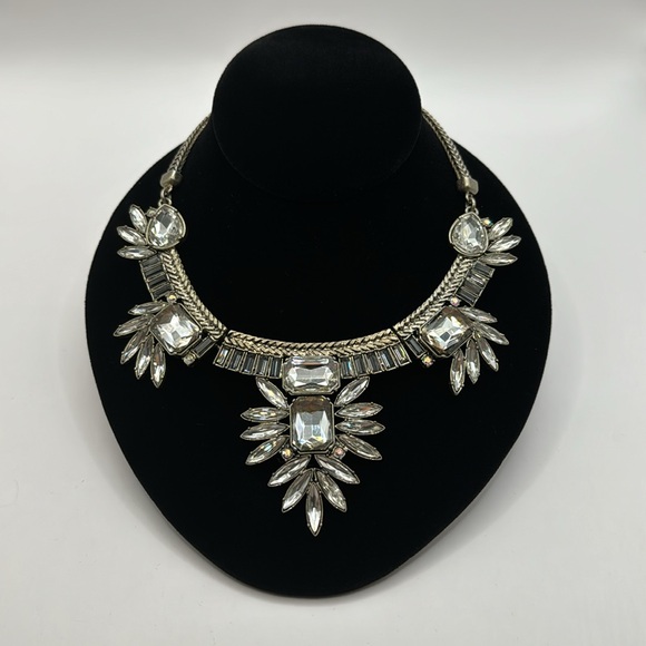 LOFT x GIULIANA RANCIC Crystal Bib Statement Necklace - Picture 1 of 10